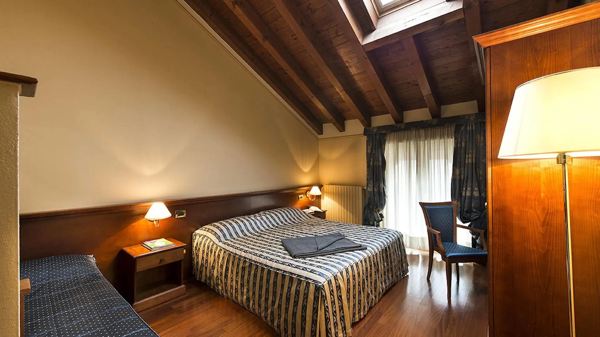 Hotel Centro Paolo VI Brescia 3*,